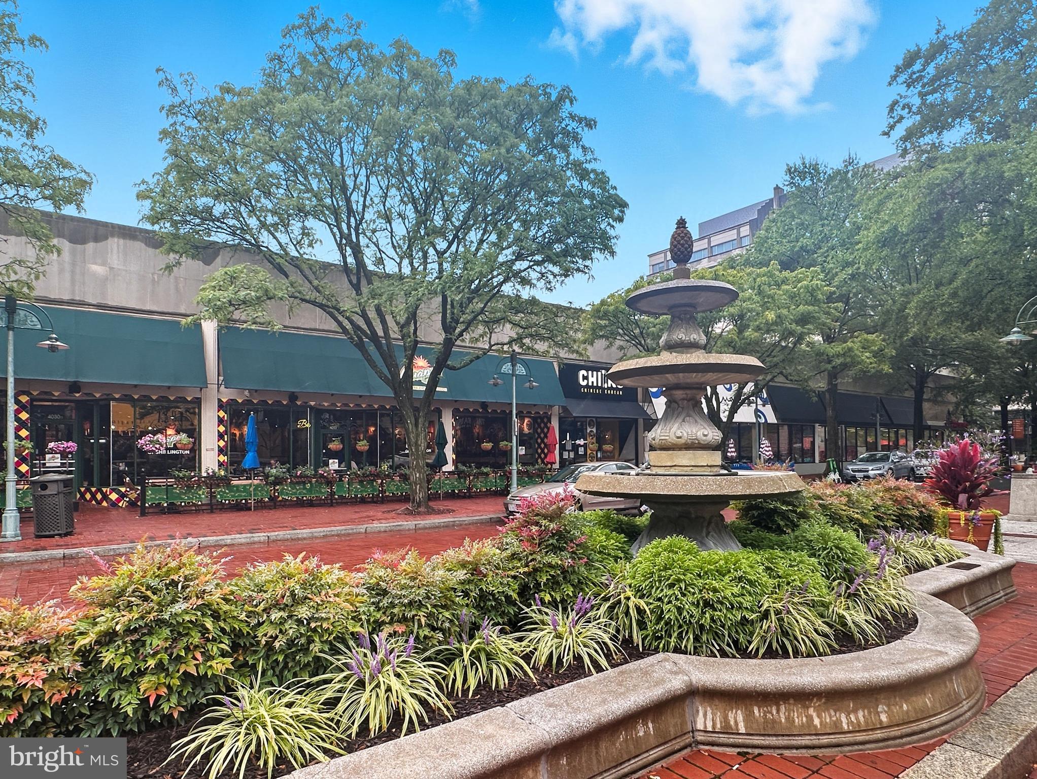 2923 S WOODSTOCK ST B