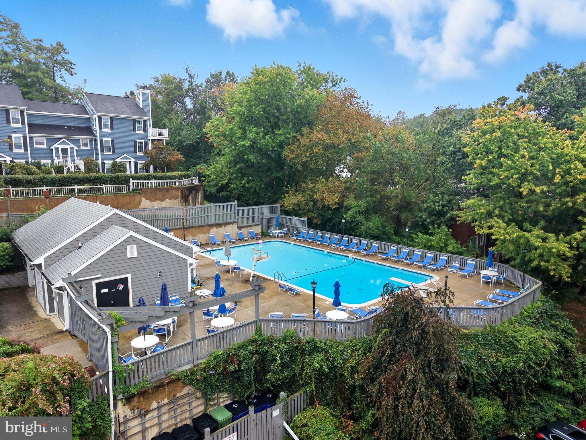 2923 S WOODSTOCK ST B