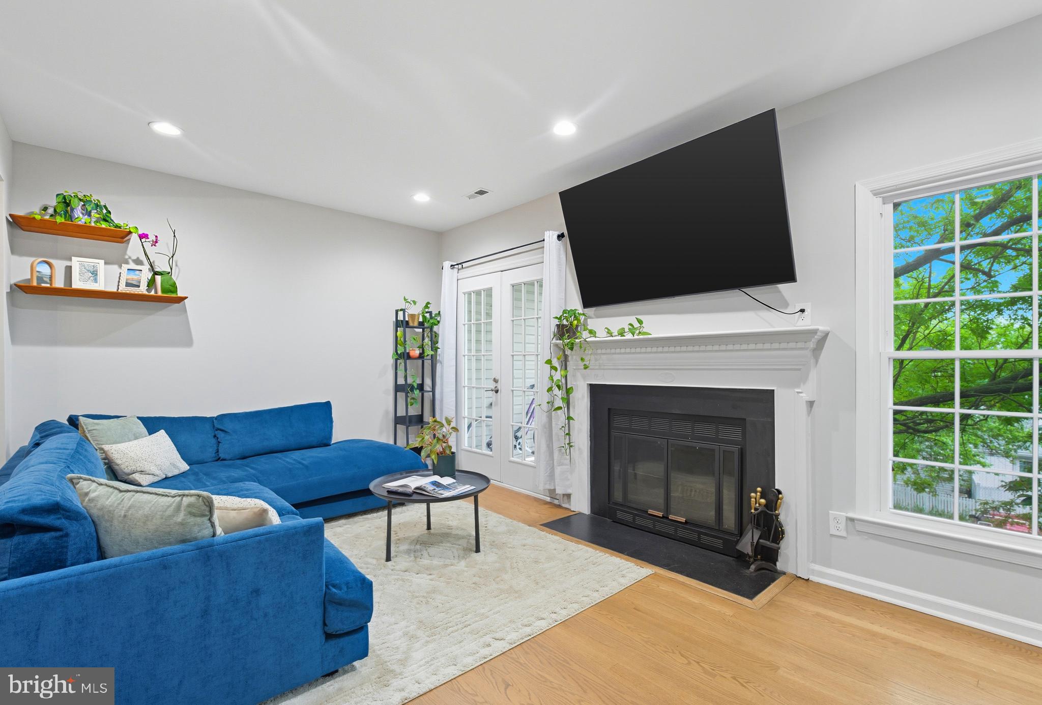 2923 S WOODSTOCK ST B