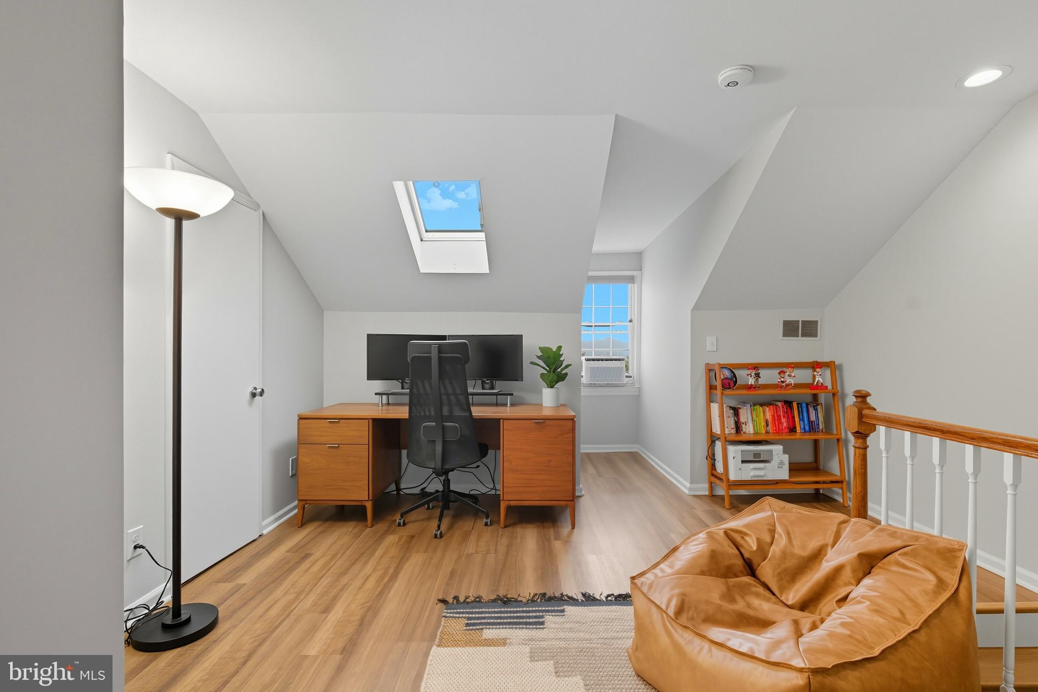 2923 S WOODSTOCK ST B