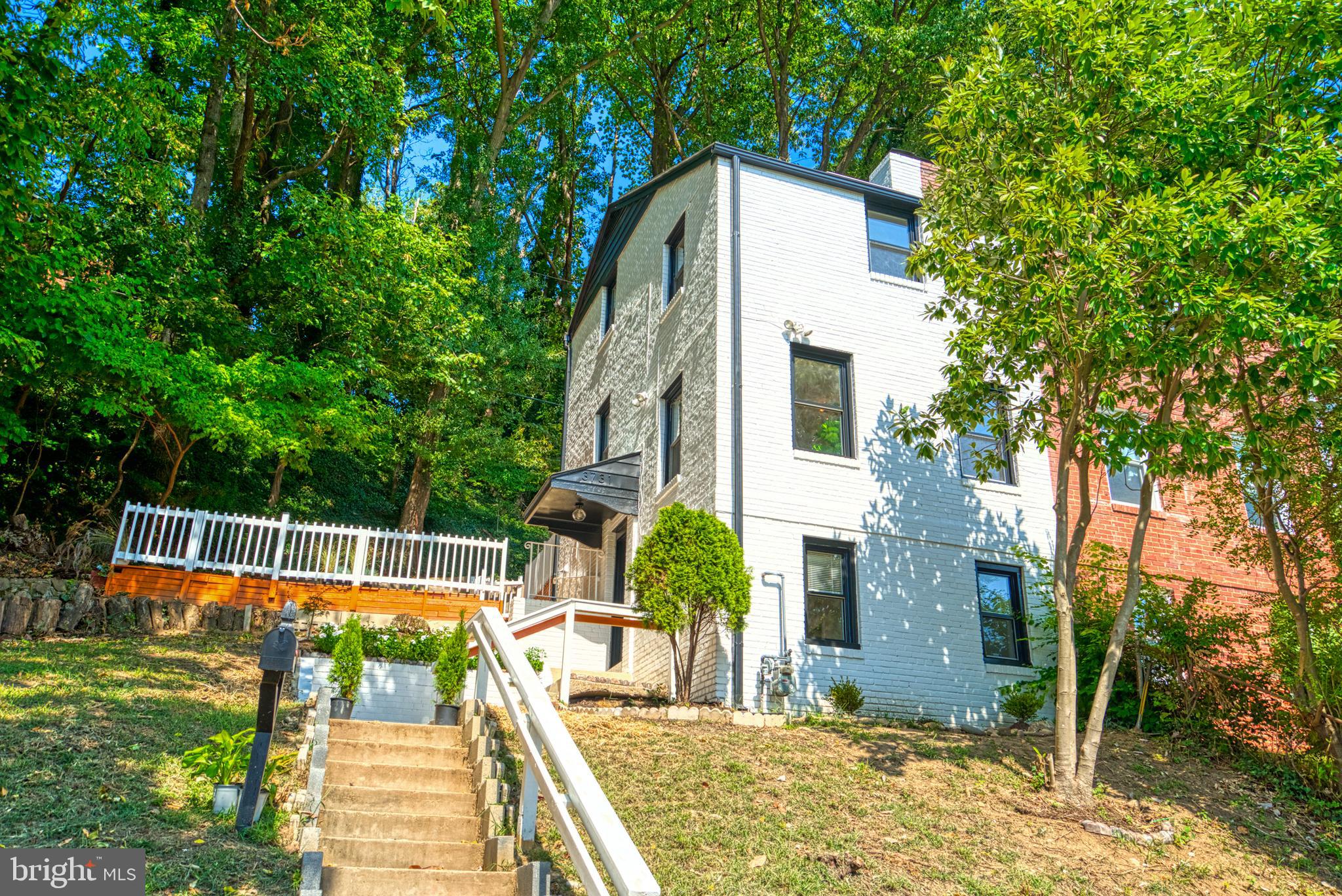 3731 KEMPER ROAD