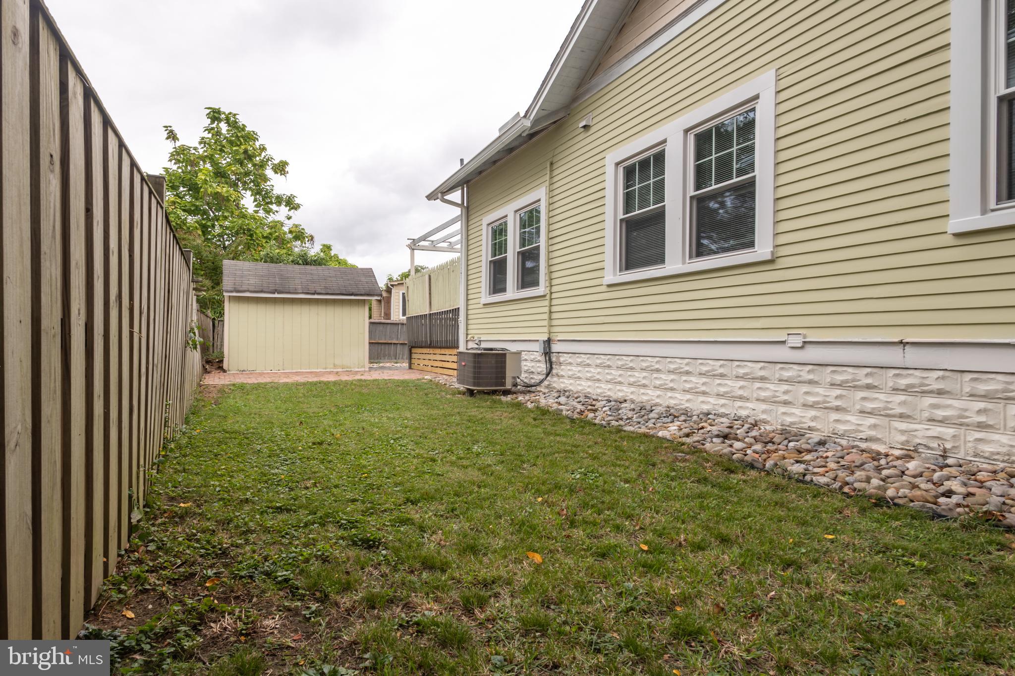 3201 N PERSHING DRIVE