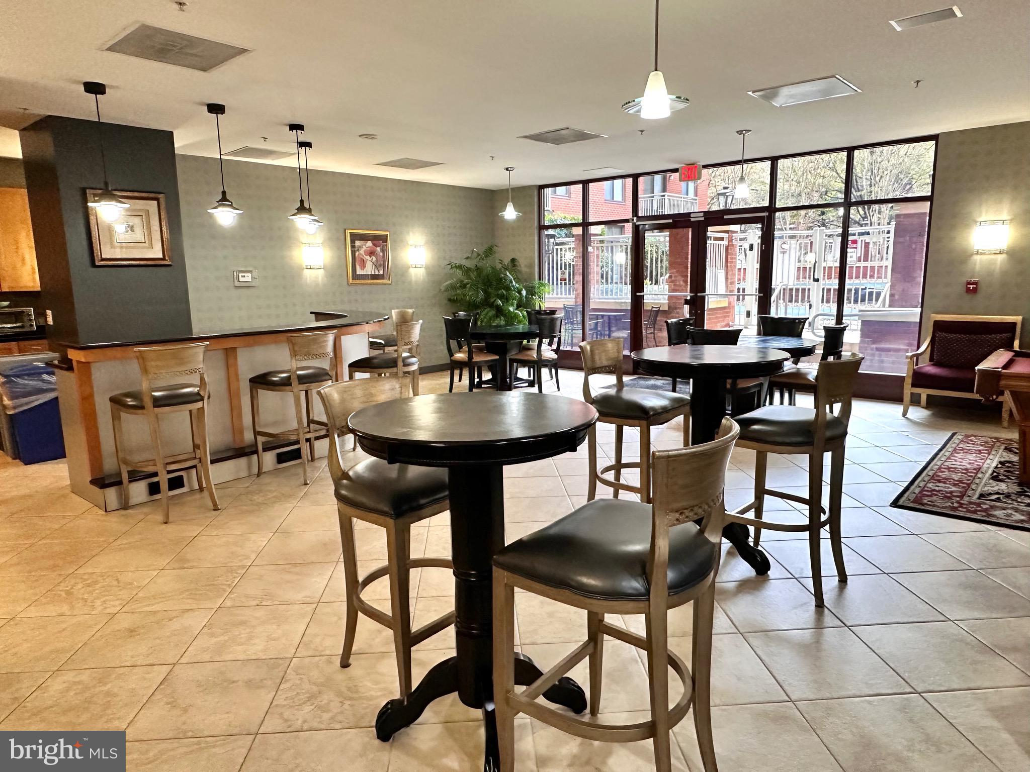 1220 N FILLMORE STREET PH08