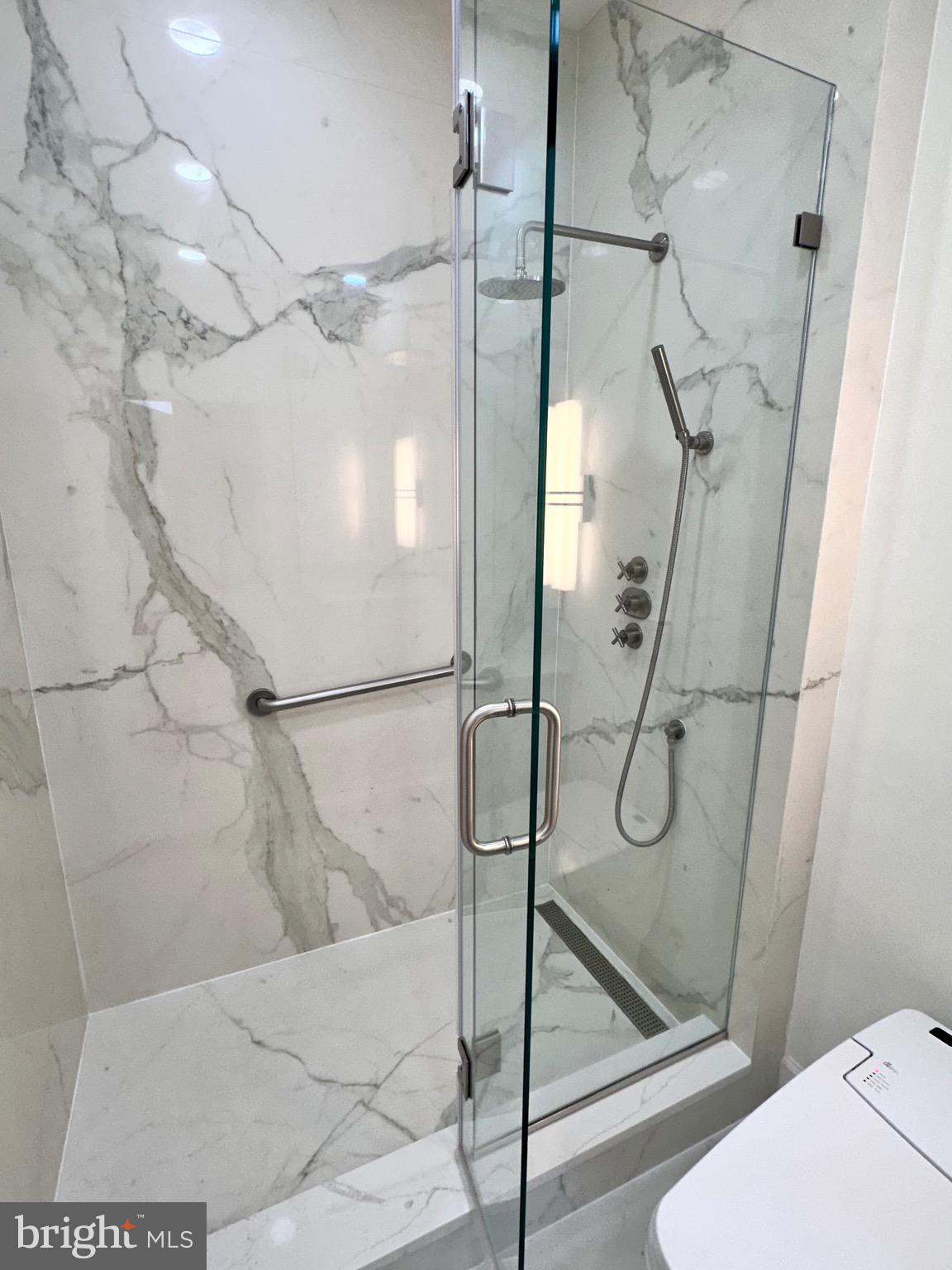 1220 N FILLMORE STREET PH08