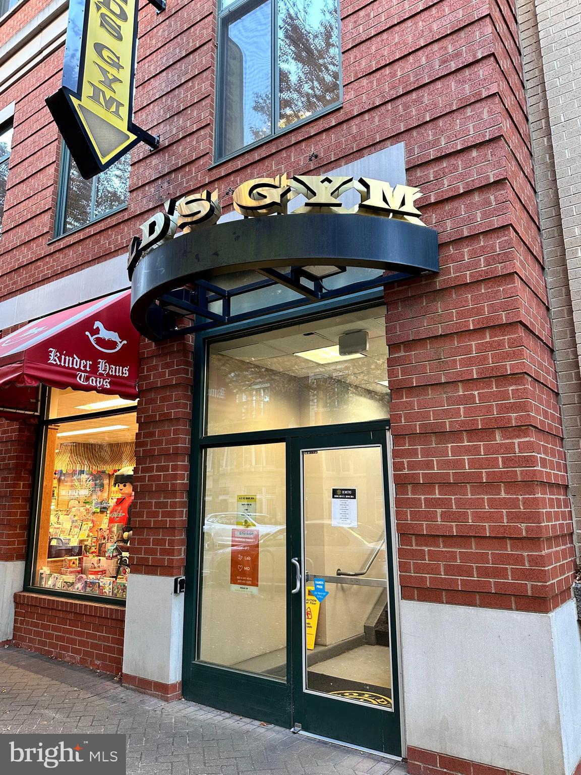 1220 N FILLMORE STREET PH08