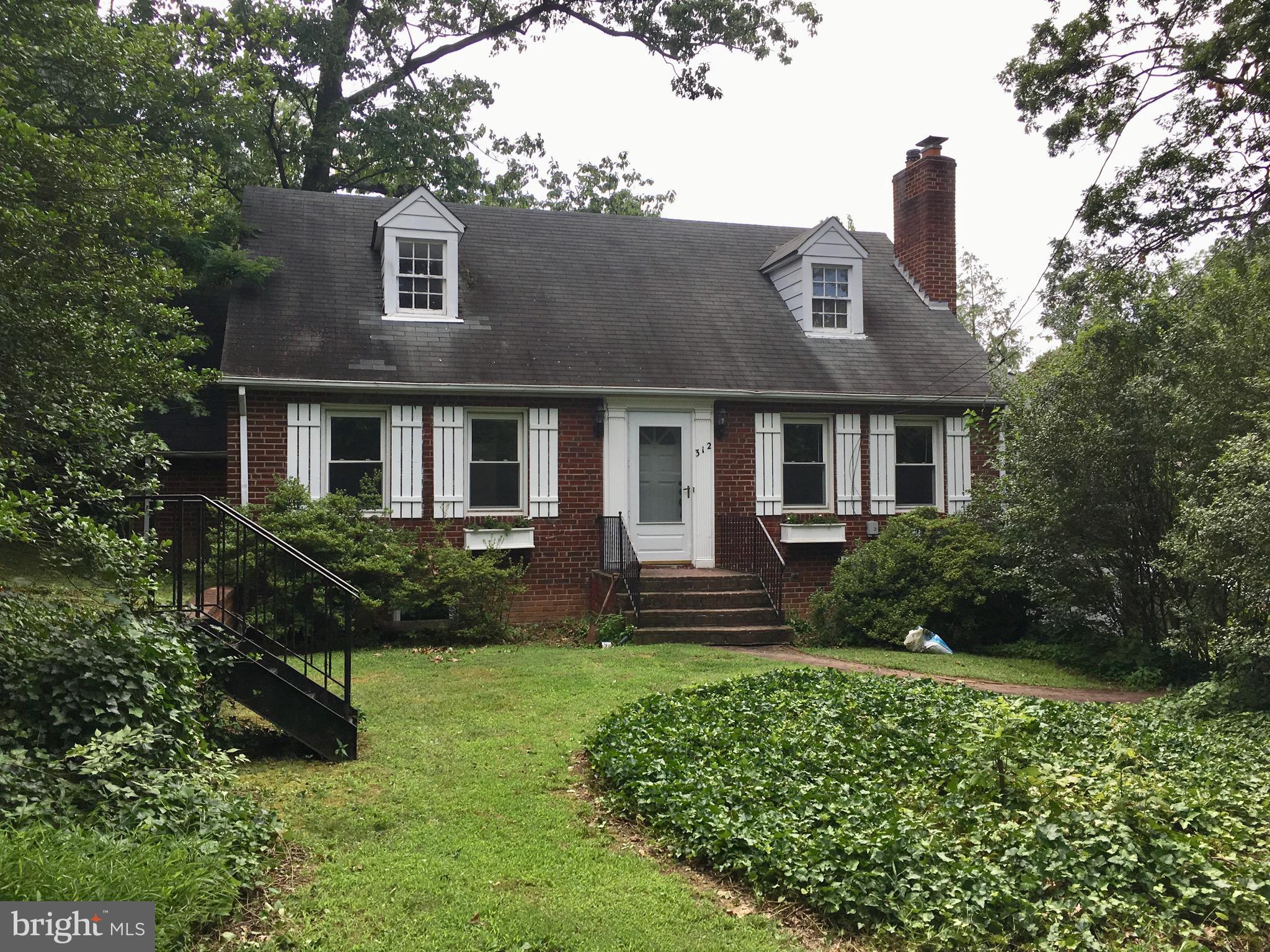 312 N HIGHLAND STREET