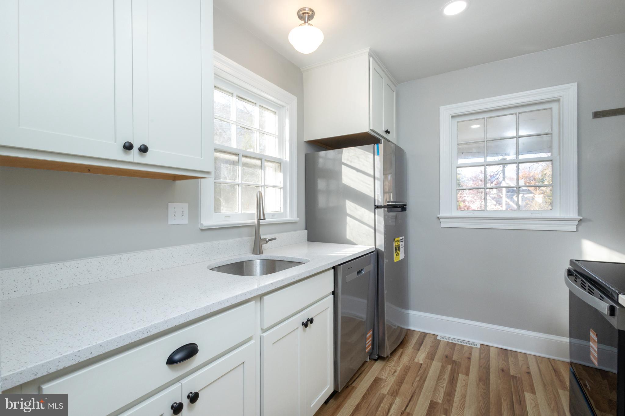 312 N HIGHLAND STREET