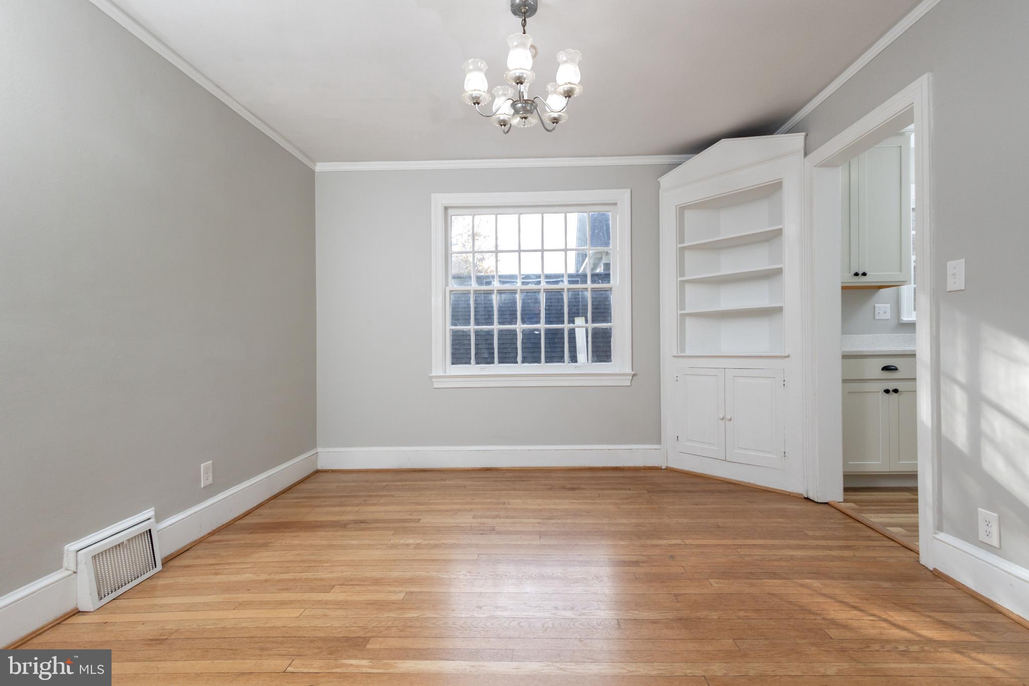 312 N HIGHLAND STREET