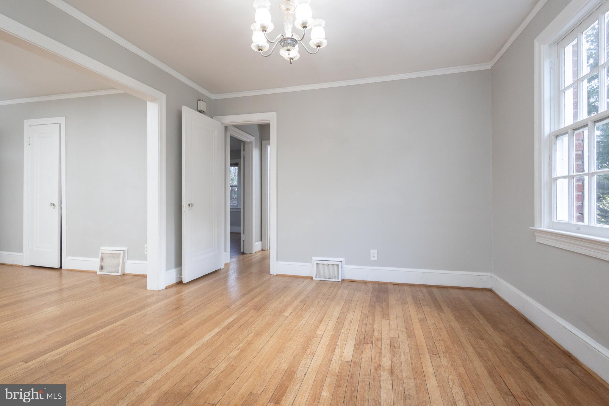 312 N HIGHLAND STREET