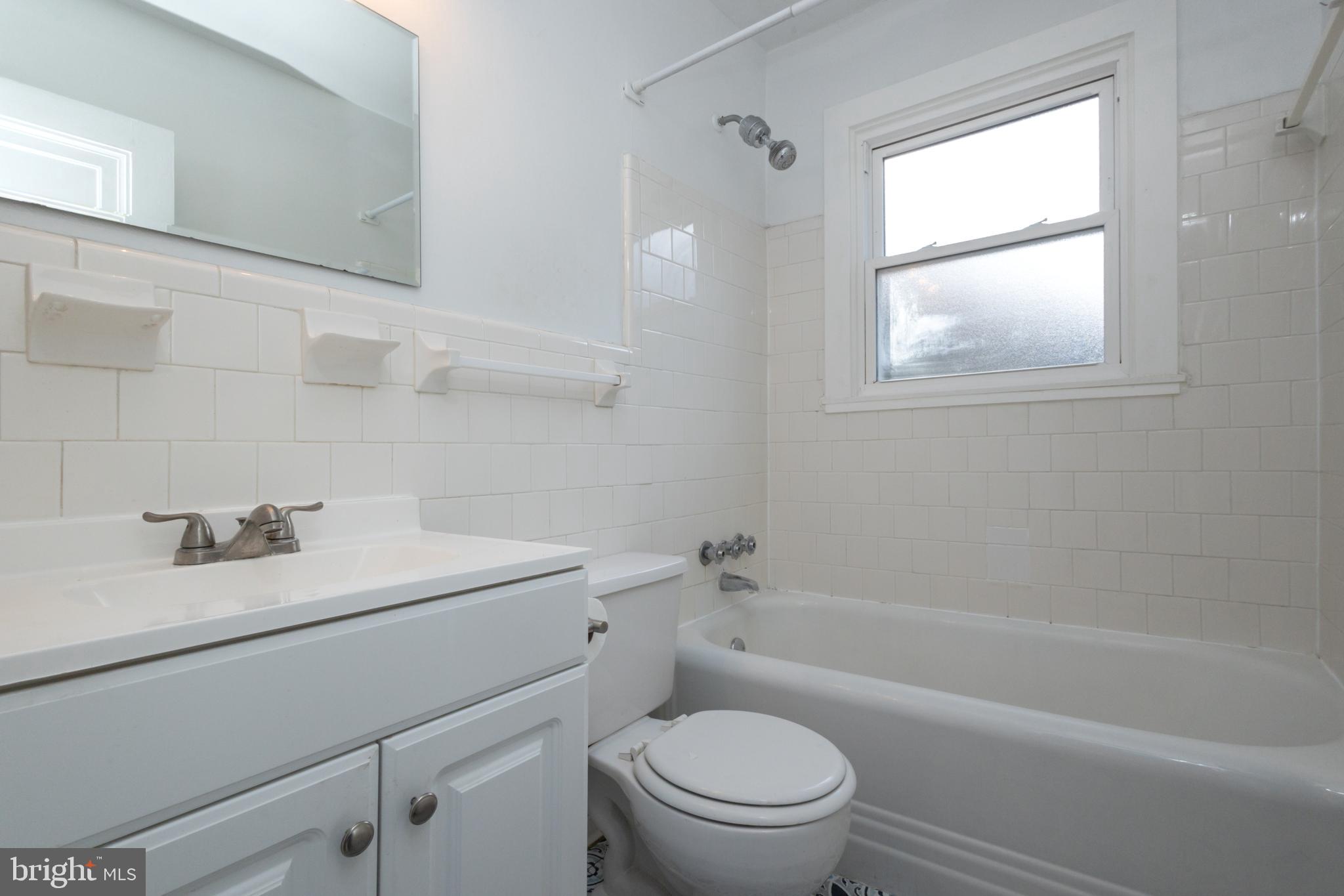 312 N HIGHLAND STREET