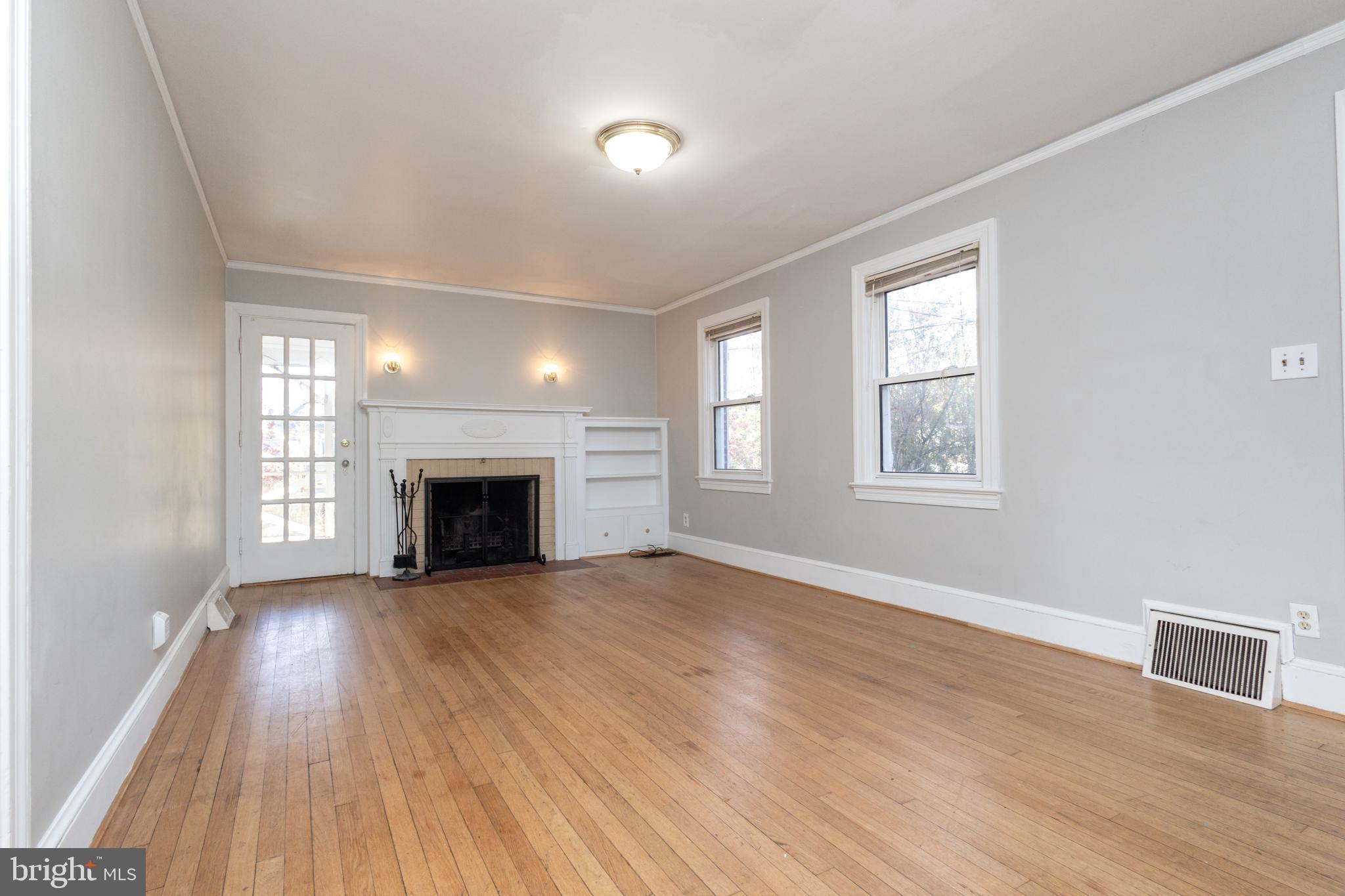 312 N HIGHLAND STREET