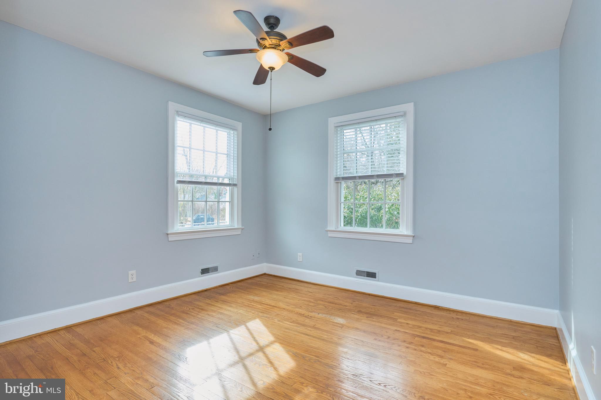 304 N HIGHLAND STREET