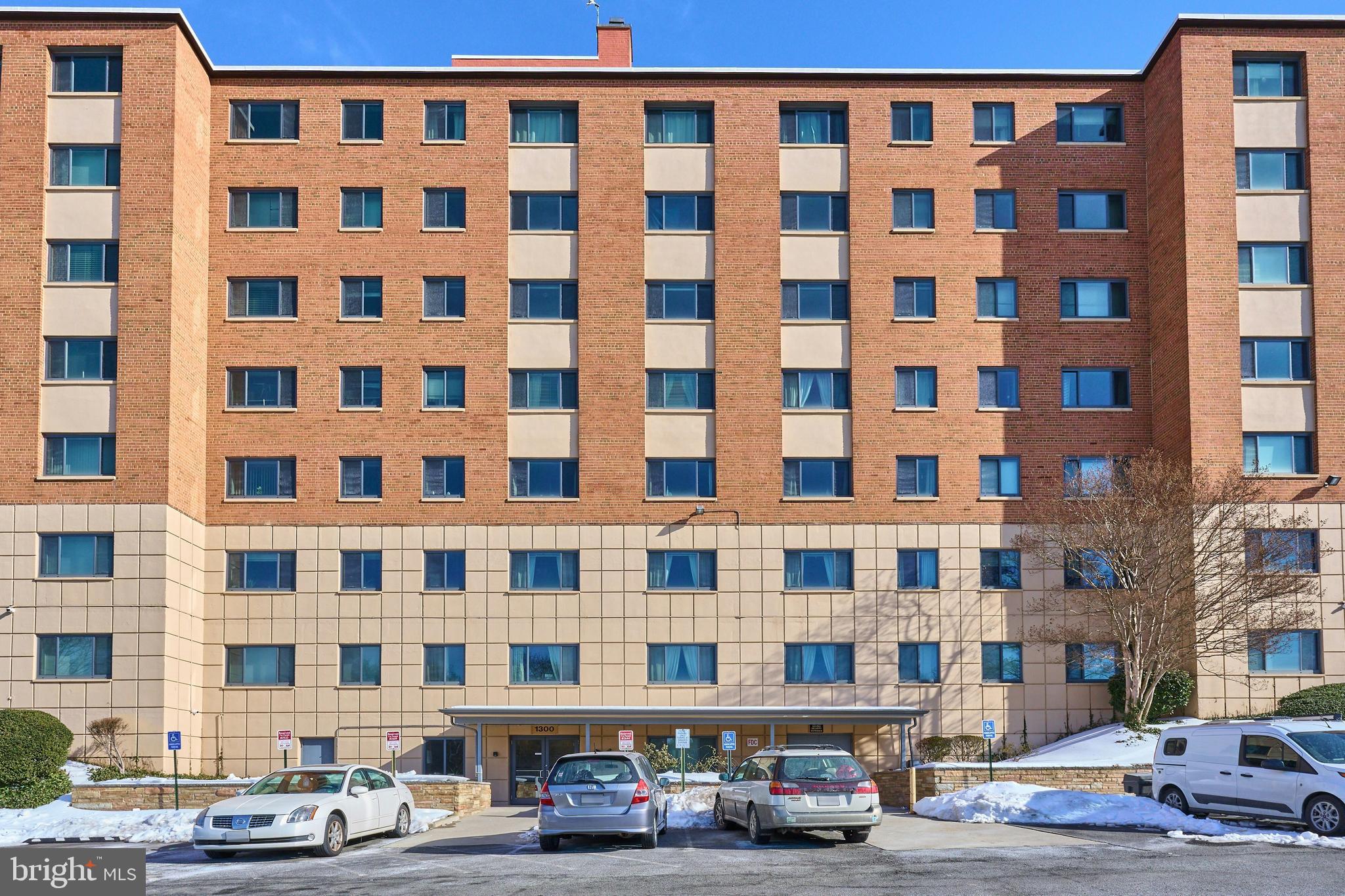 1300 S ARLINGTON RIDGE ROAD 504