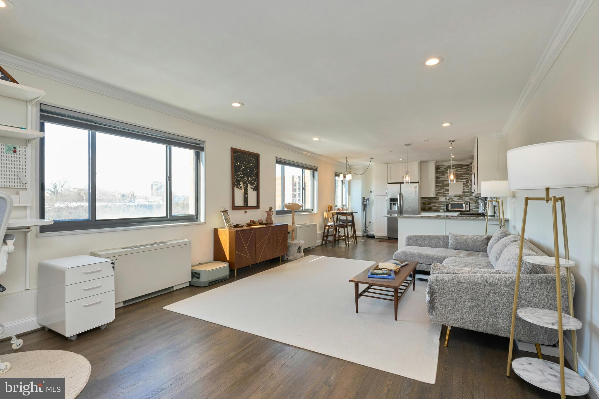 1300 S ARLINGTON RIDGE ROAD 504