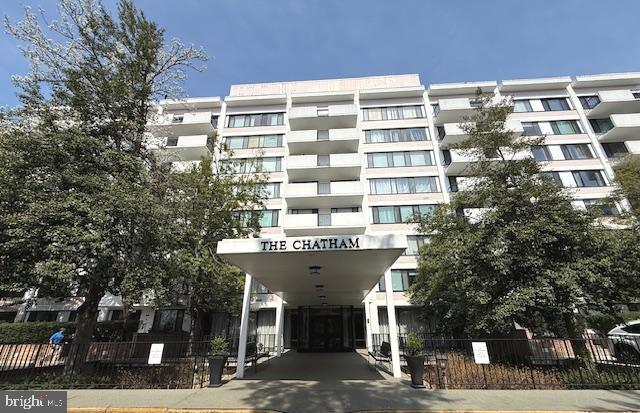 4501 ARLINGTON 702