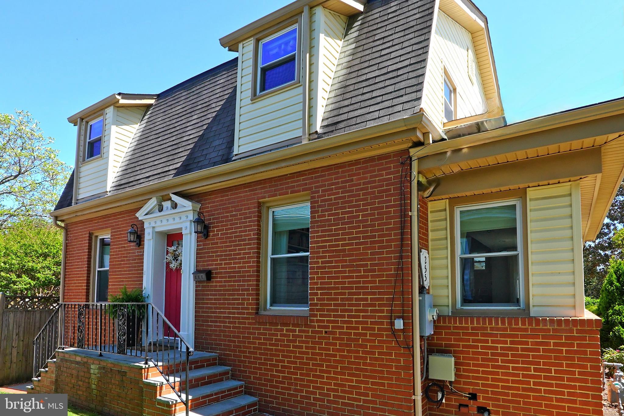 255 N BRYAN STREET