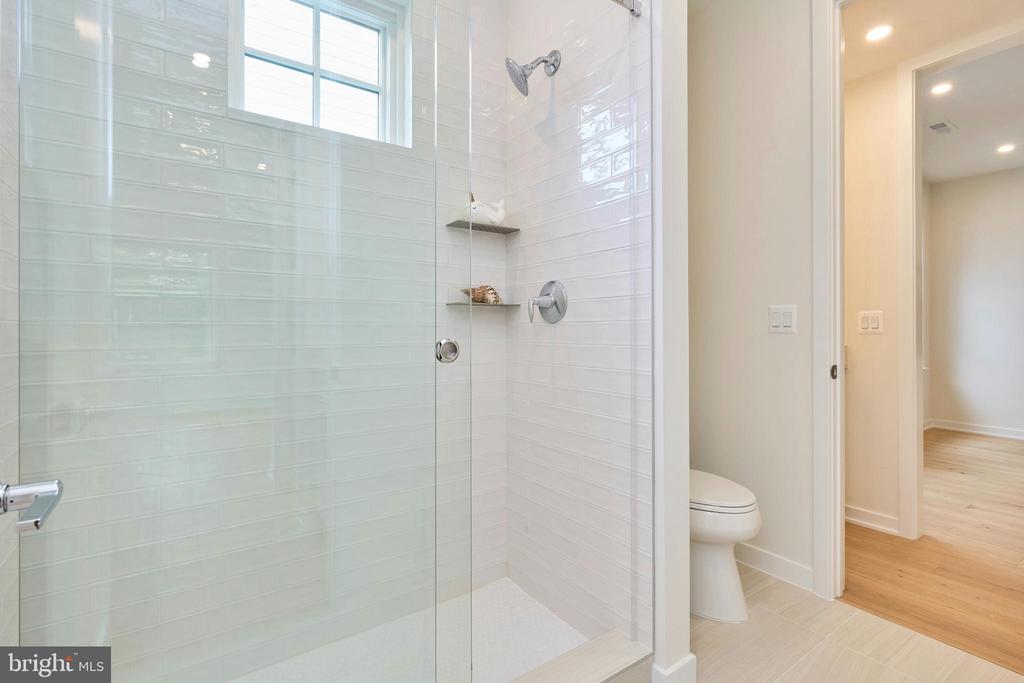 3233 4TH STREET N