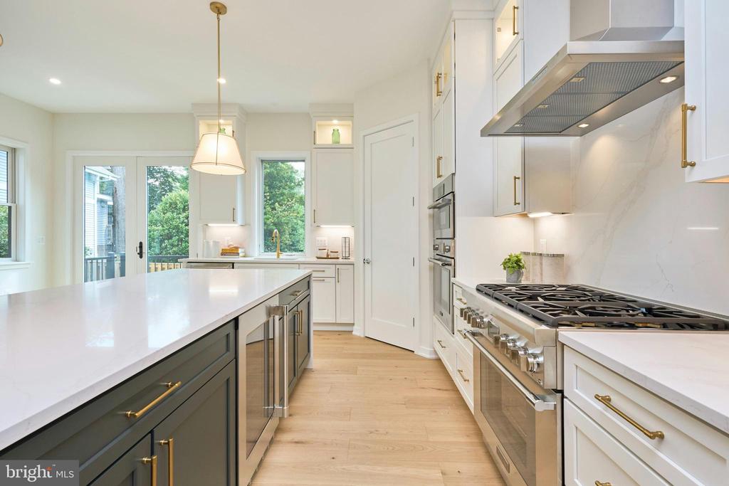 3233 4TH STREET N