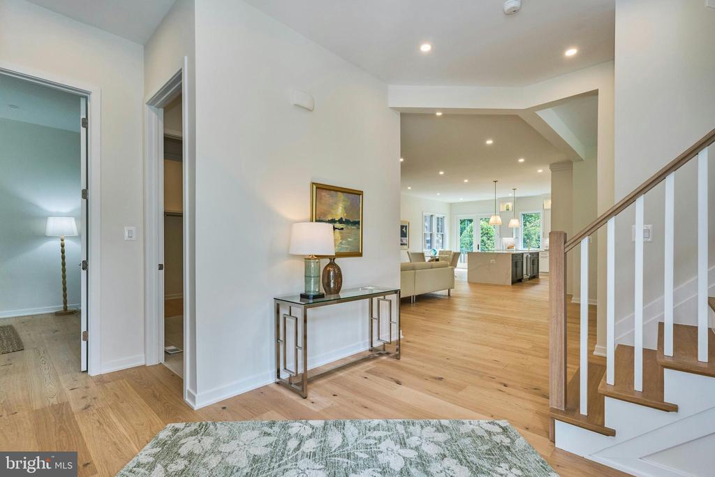 3233 4TH STREET N