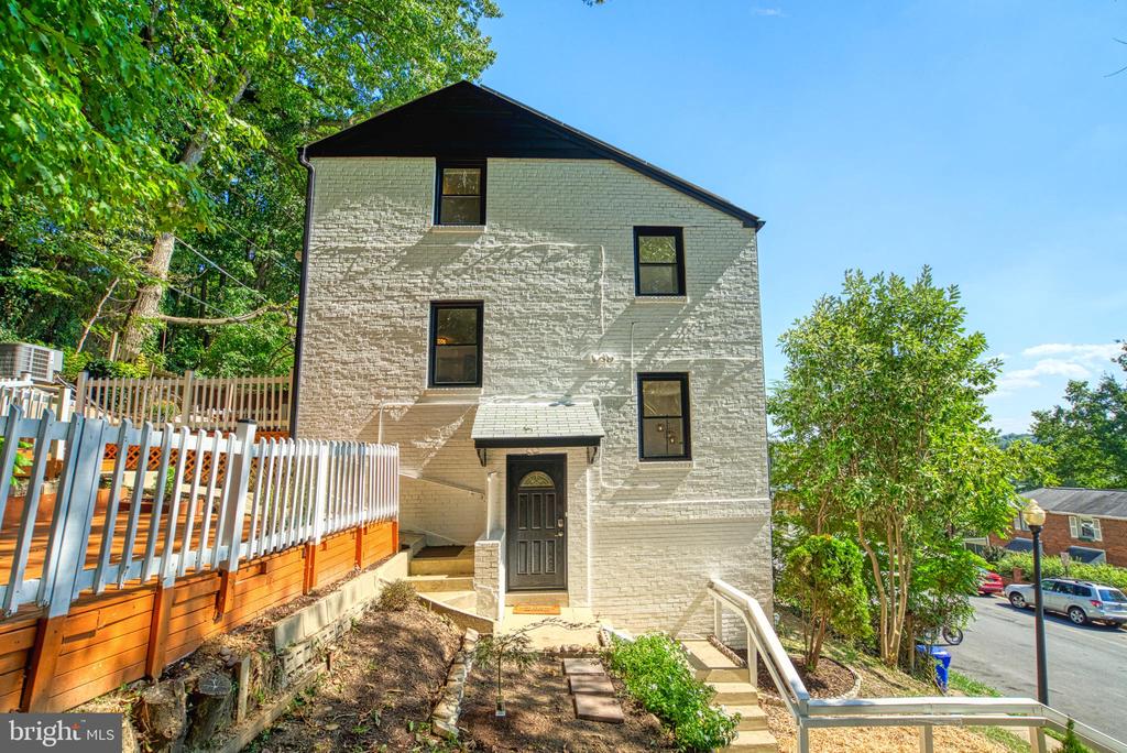 3731 KEMPER ROAD