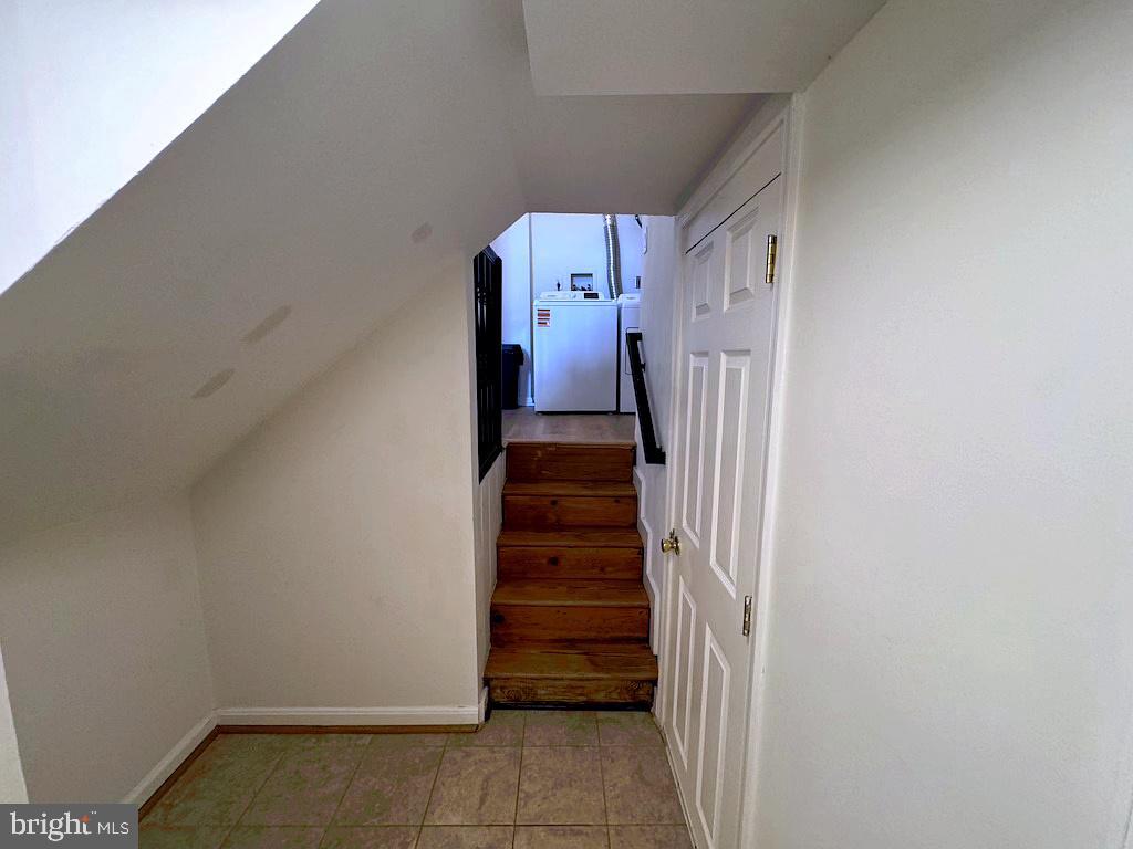 3731 KEMPER ROAD