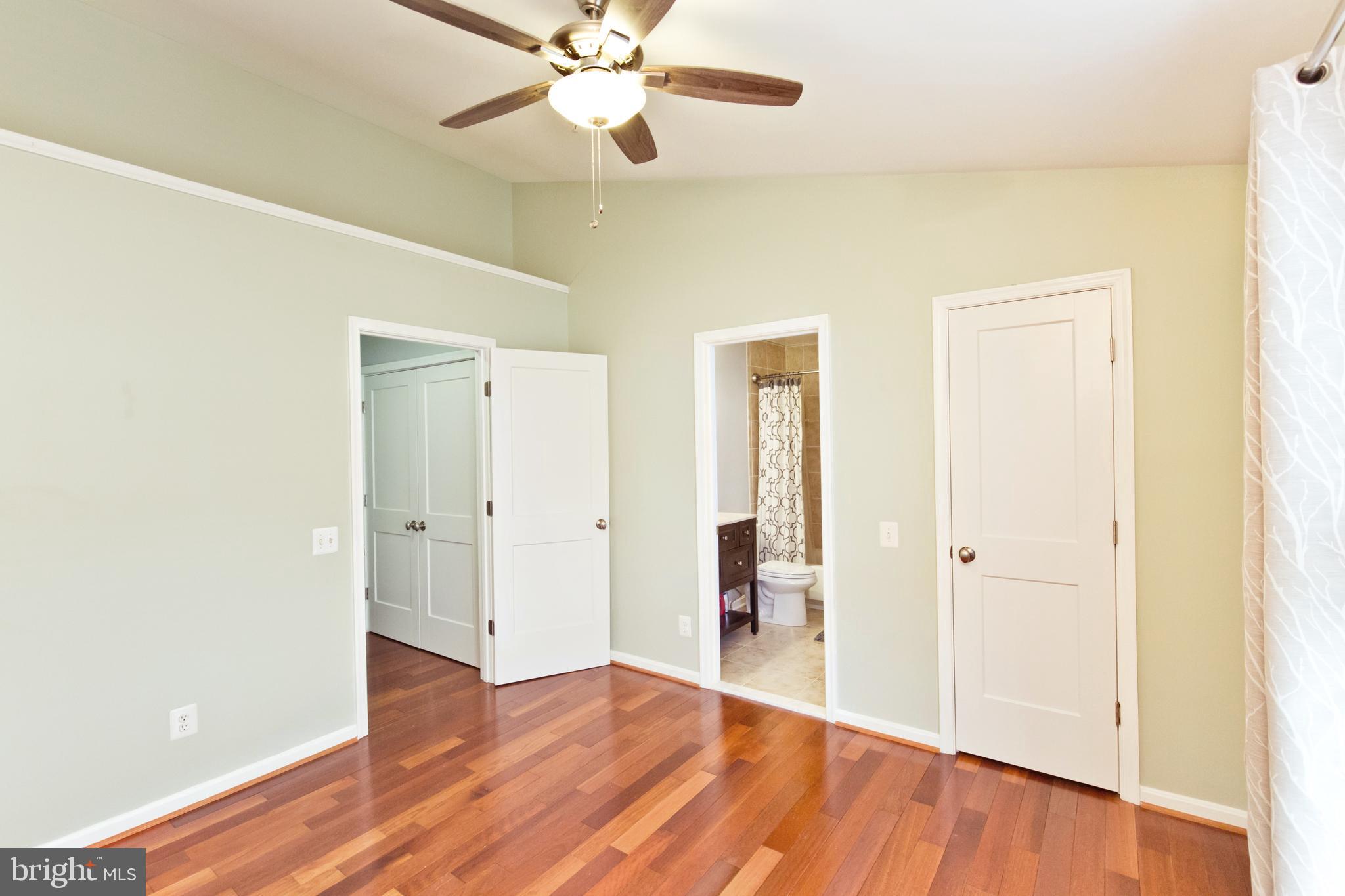1735 KINGSGATE COURT Unit: 304