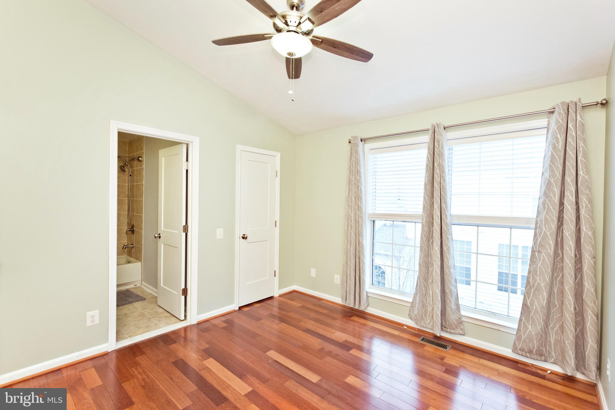 1735 KINGSGATE COURT Unit: 304