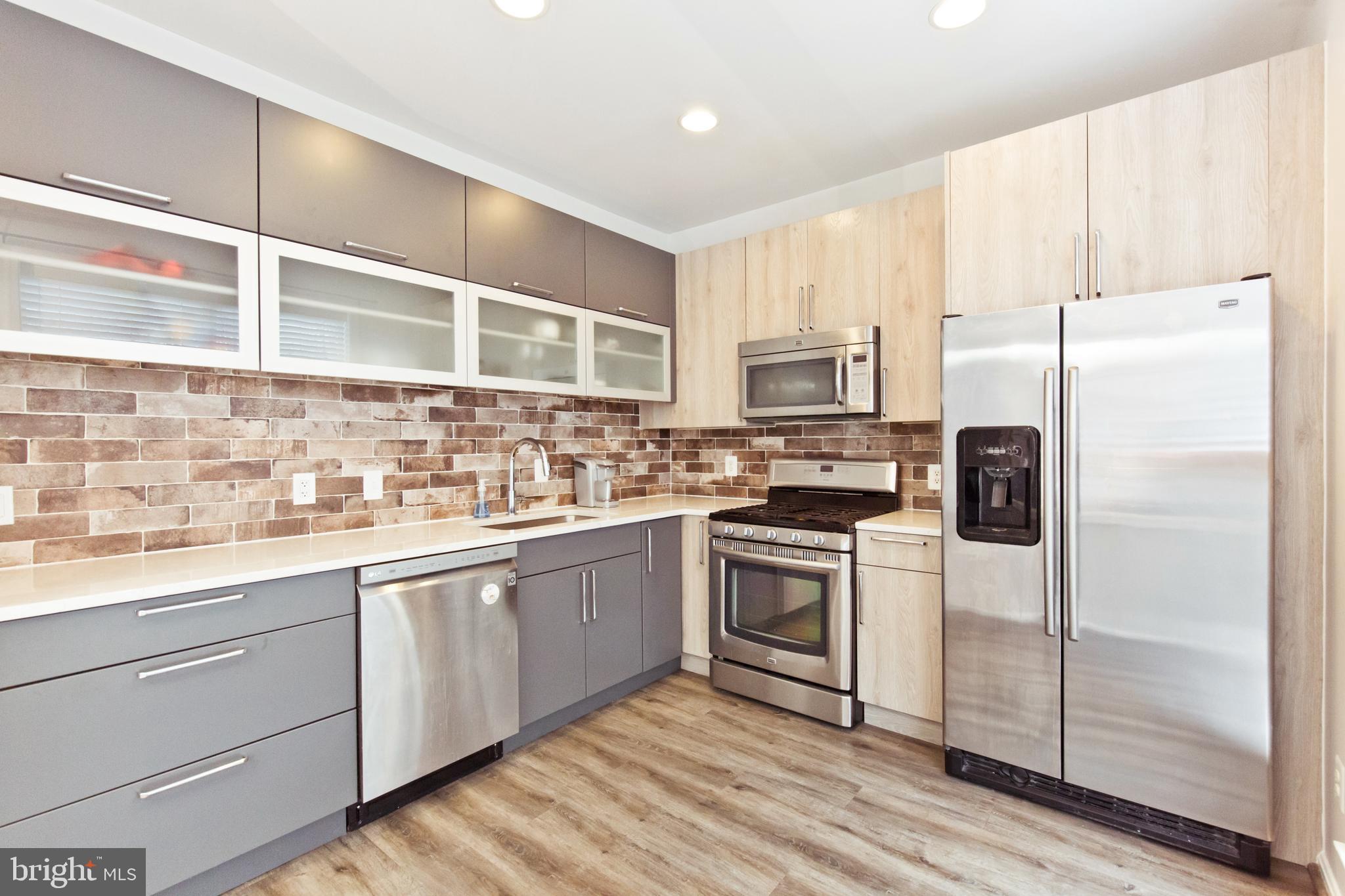 1735 KINGSGATE COURT Unit: 304