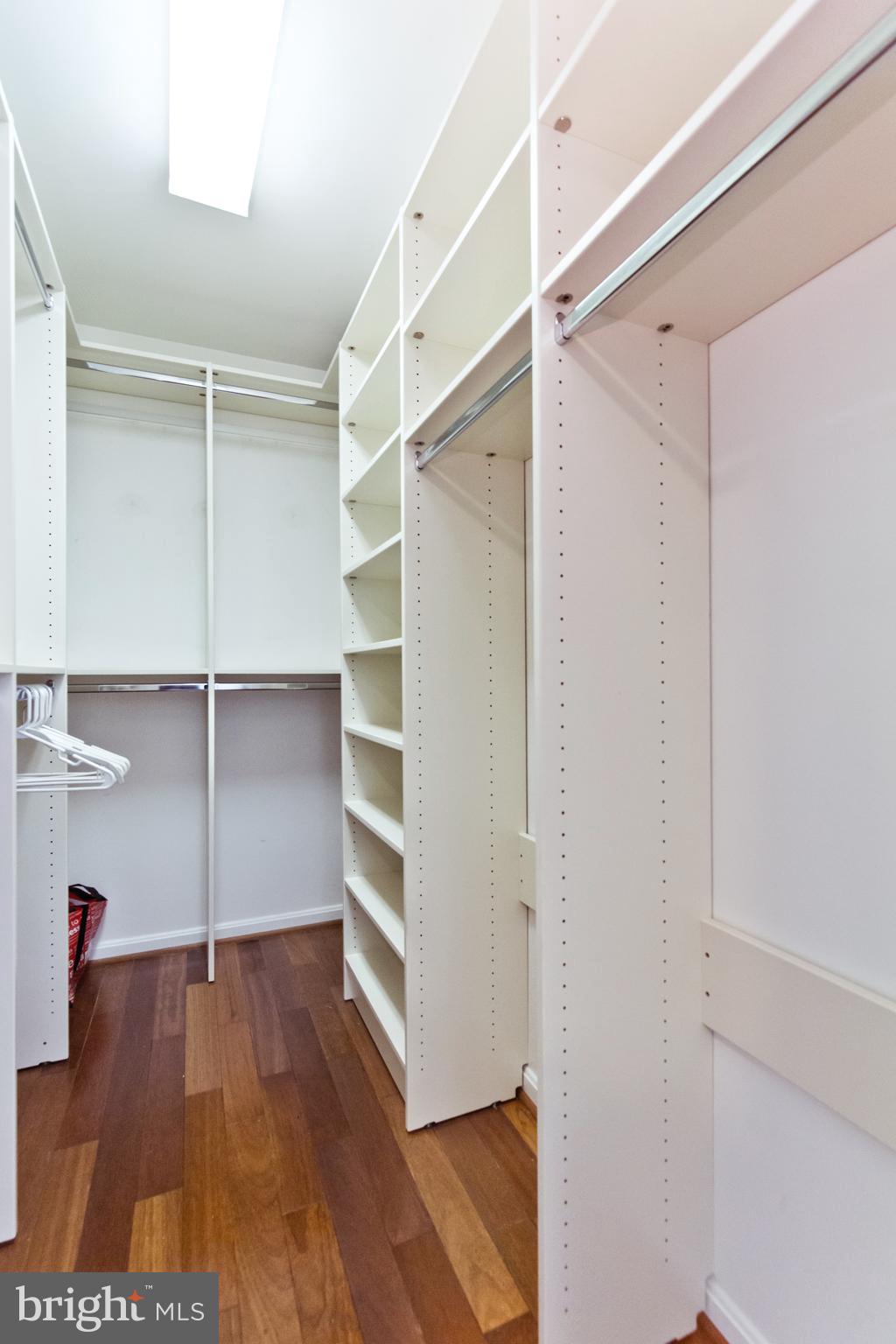 1735 KINGSGATE COURT Unit: 304