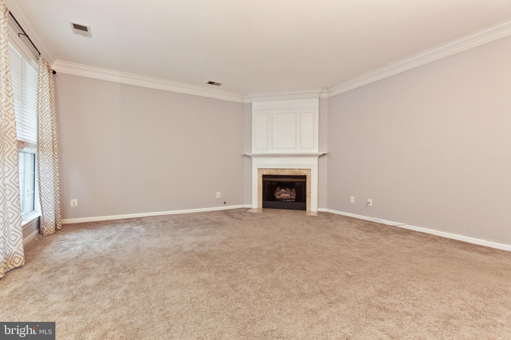 1735 KINGSGATE COURT Unit: 304