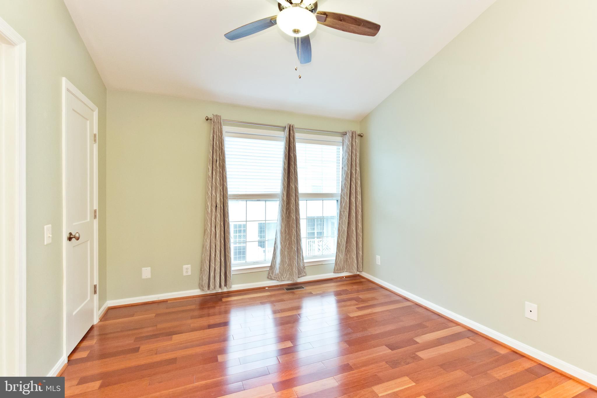 1735 KINGSGATE COURT Unit: 304