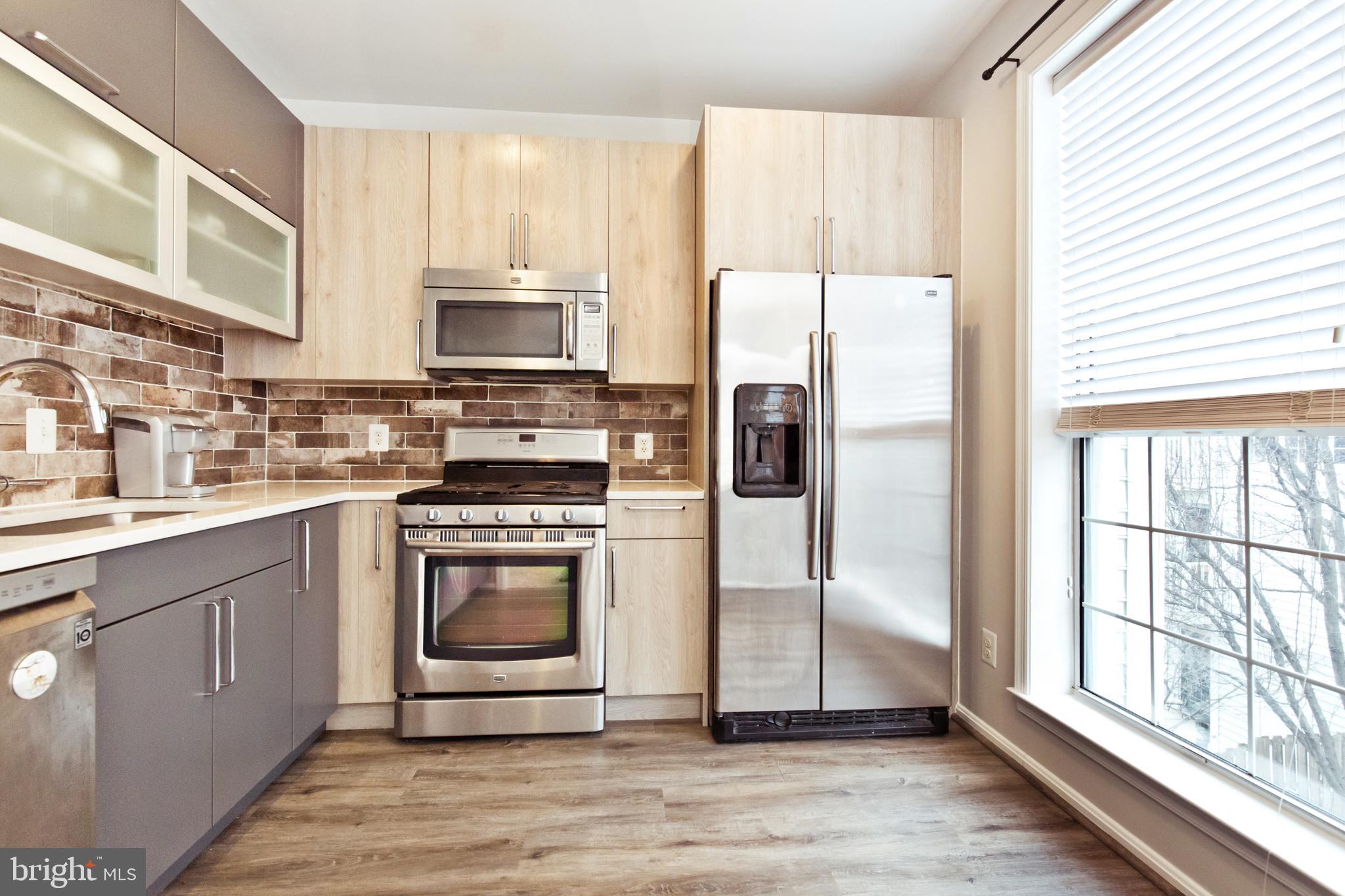 1735 KINGSGATE COURT Unit: 304