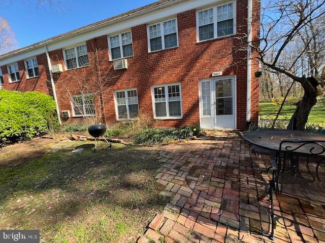 3224 Martha Custis Dr