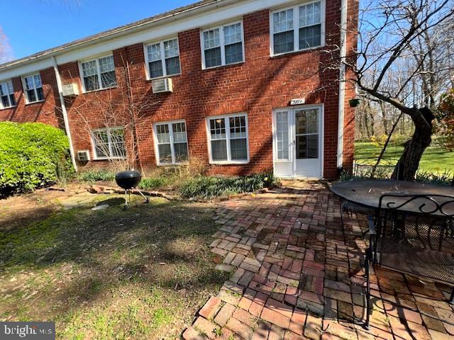3224 Martha Custis Dr