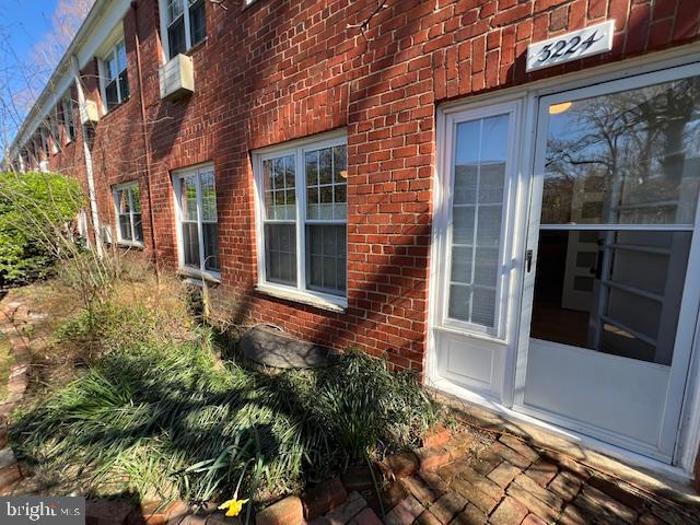 3224 Martha Custis Dr