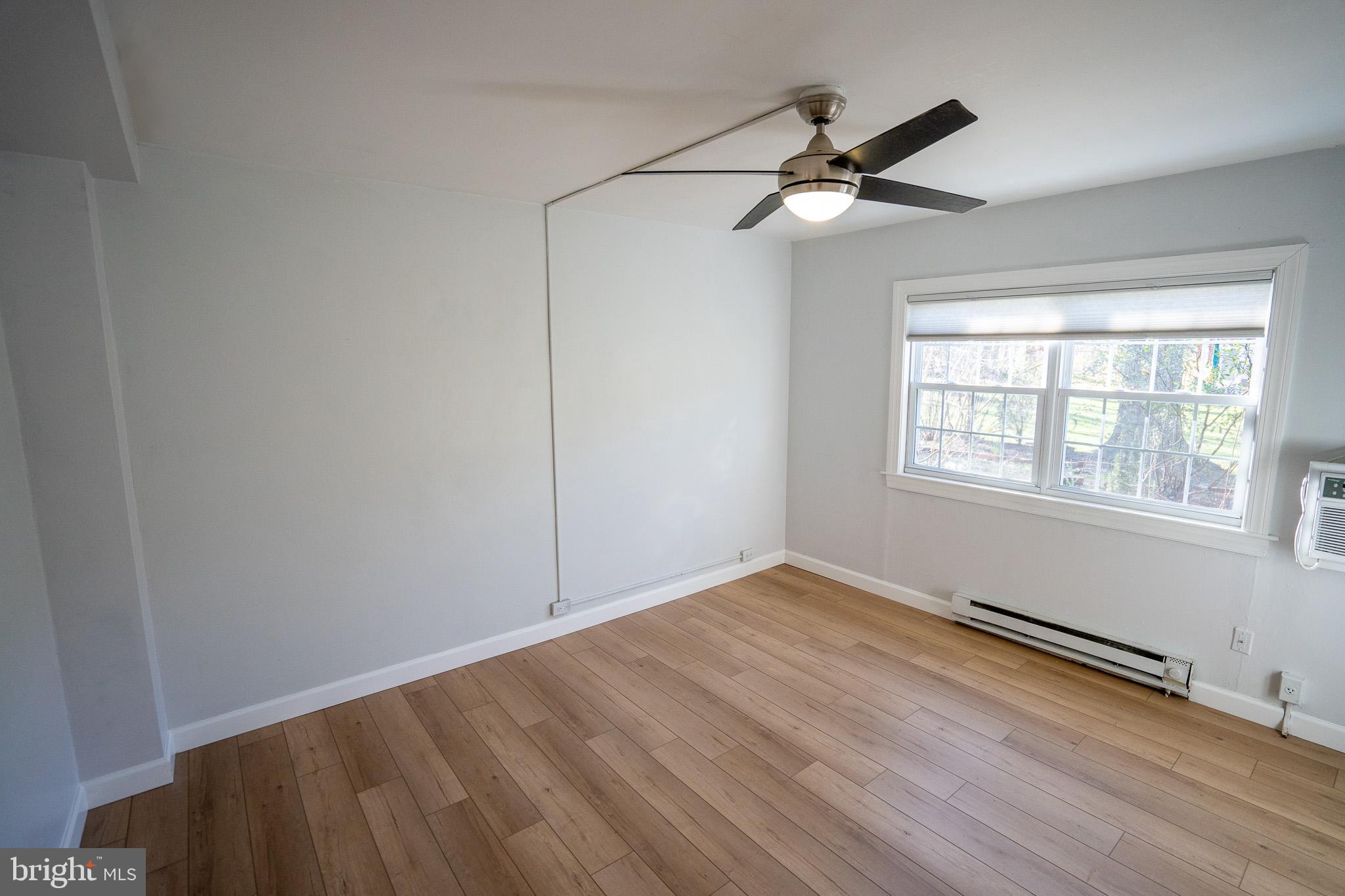 3224 MARTHA CUSTIS DR