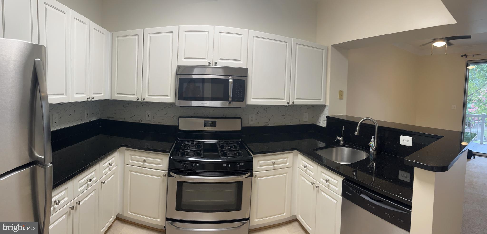 12911 ALTON SQUARE Unit: 201