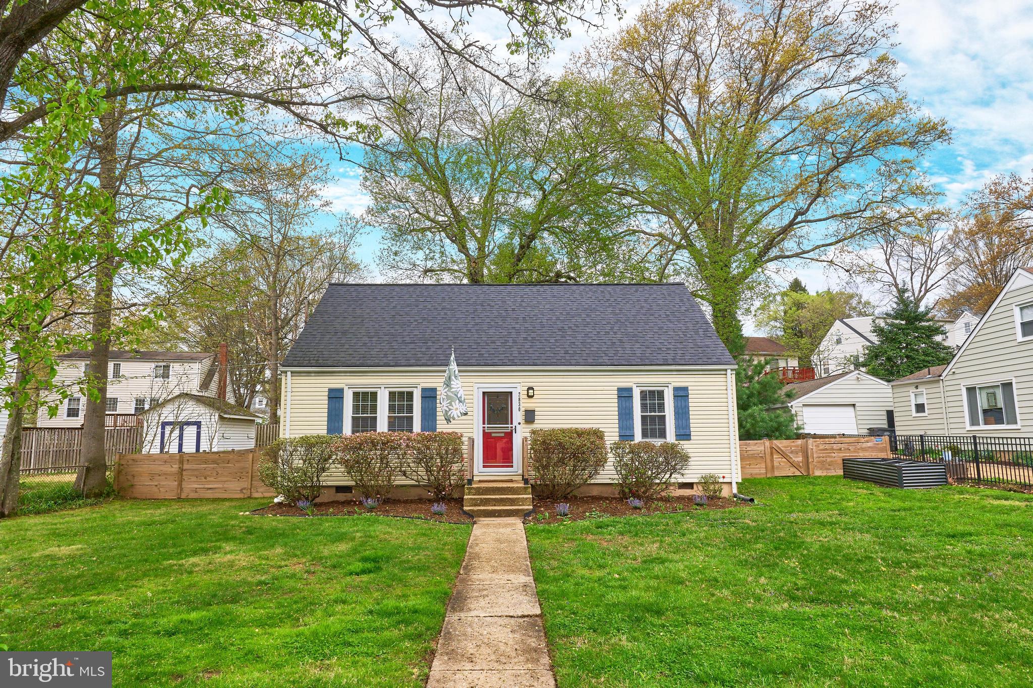 2830 Bolling Rd