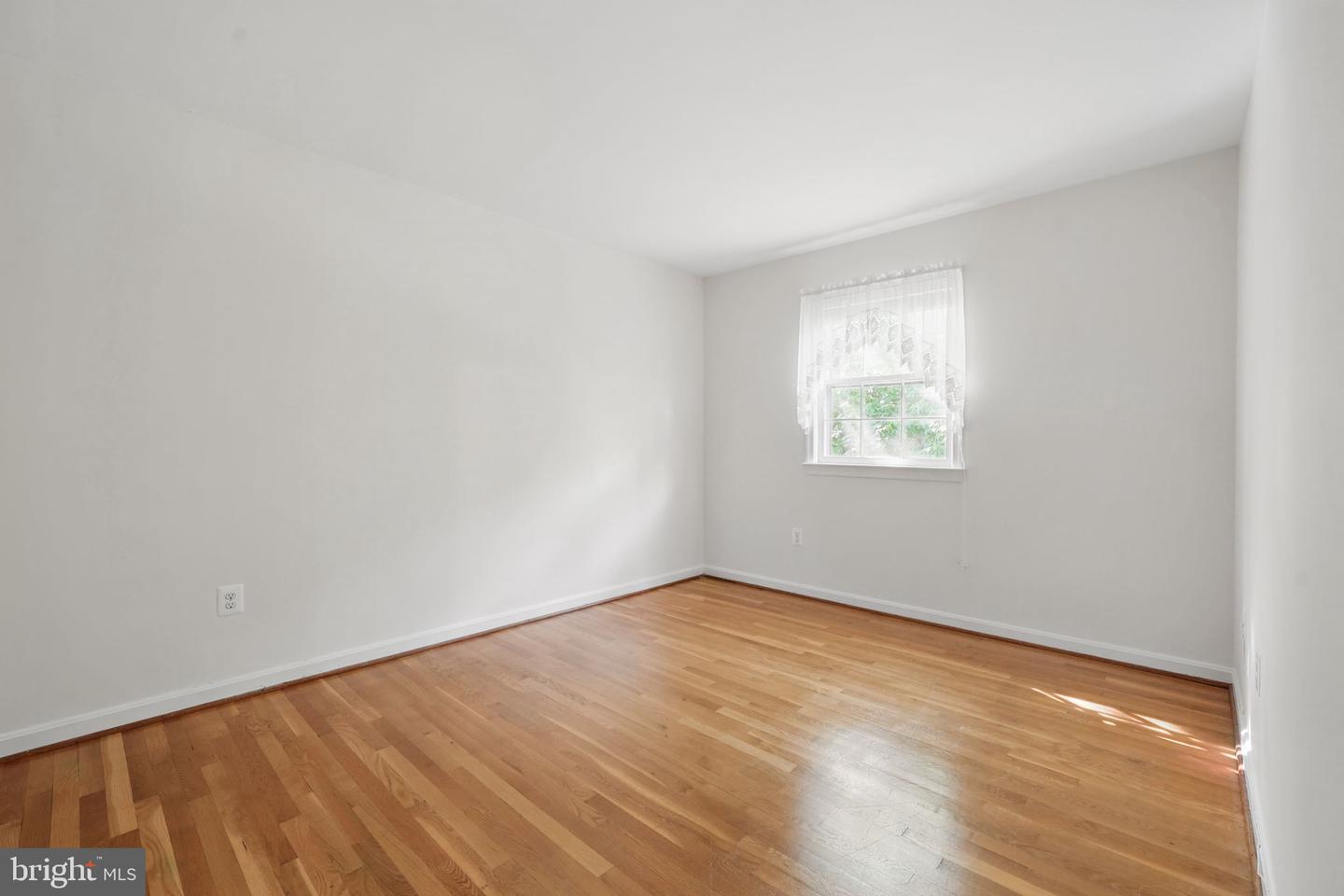7013 Alicent Pl