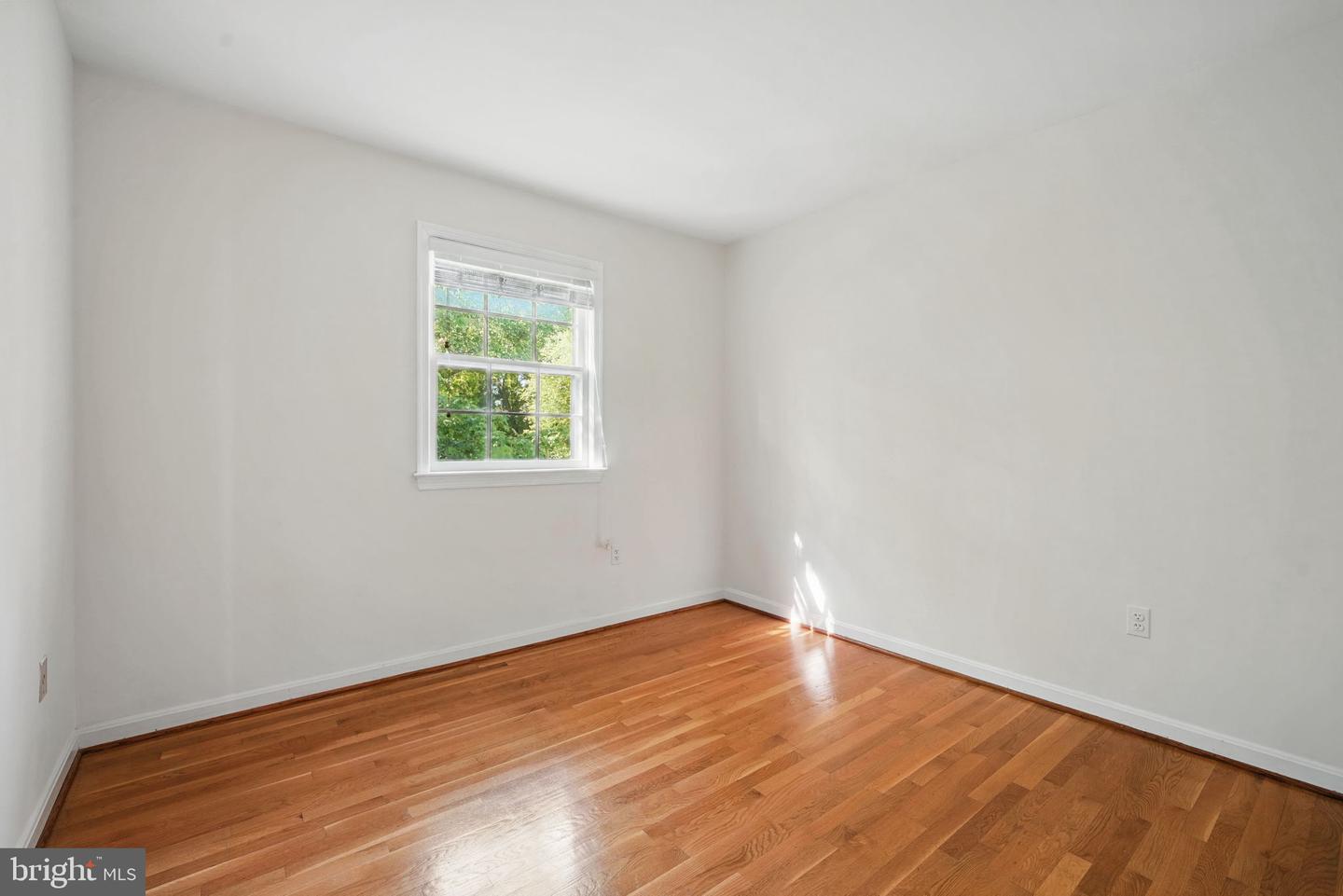7013 Alicent Pl