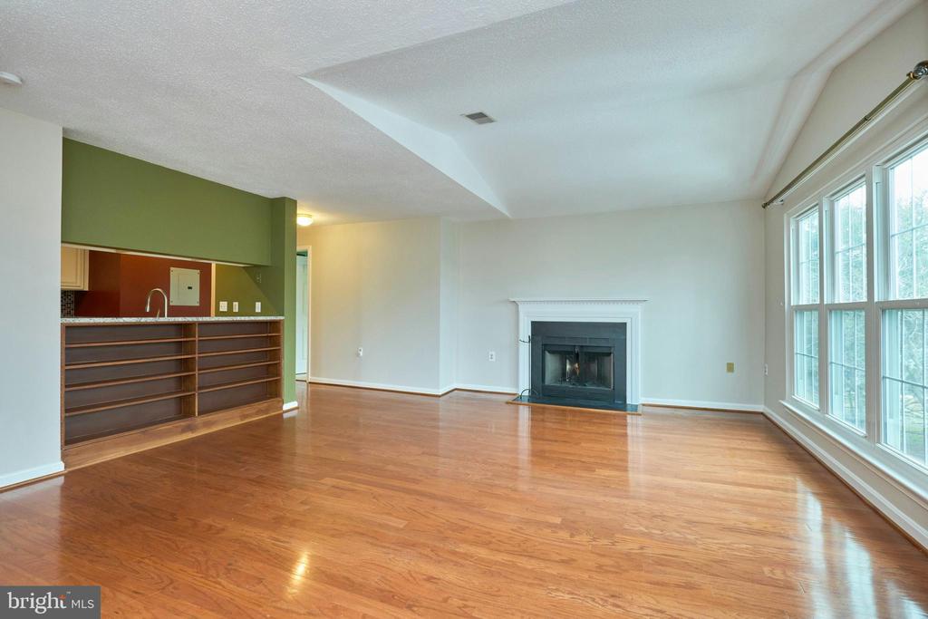 21014 TIMBER RIDGE TERRACE 302