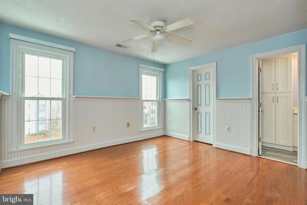 21014 TIMBER RIDGE TERRACE 302