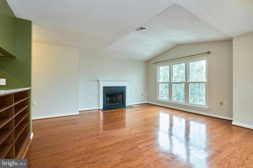 21014 TIMBER RIDGE TERRACE 302
