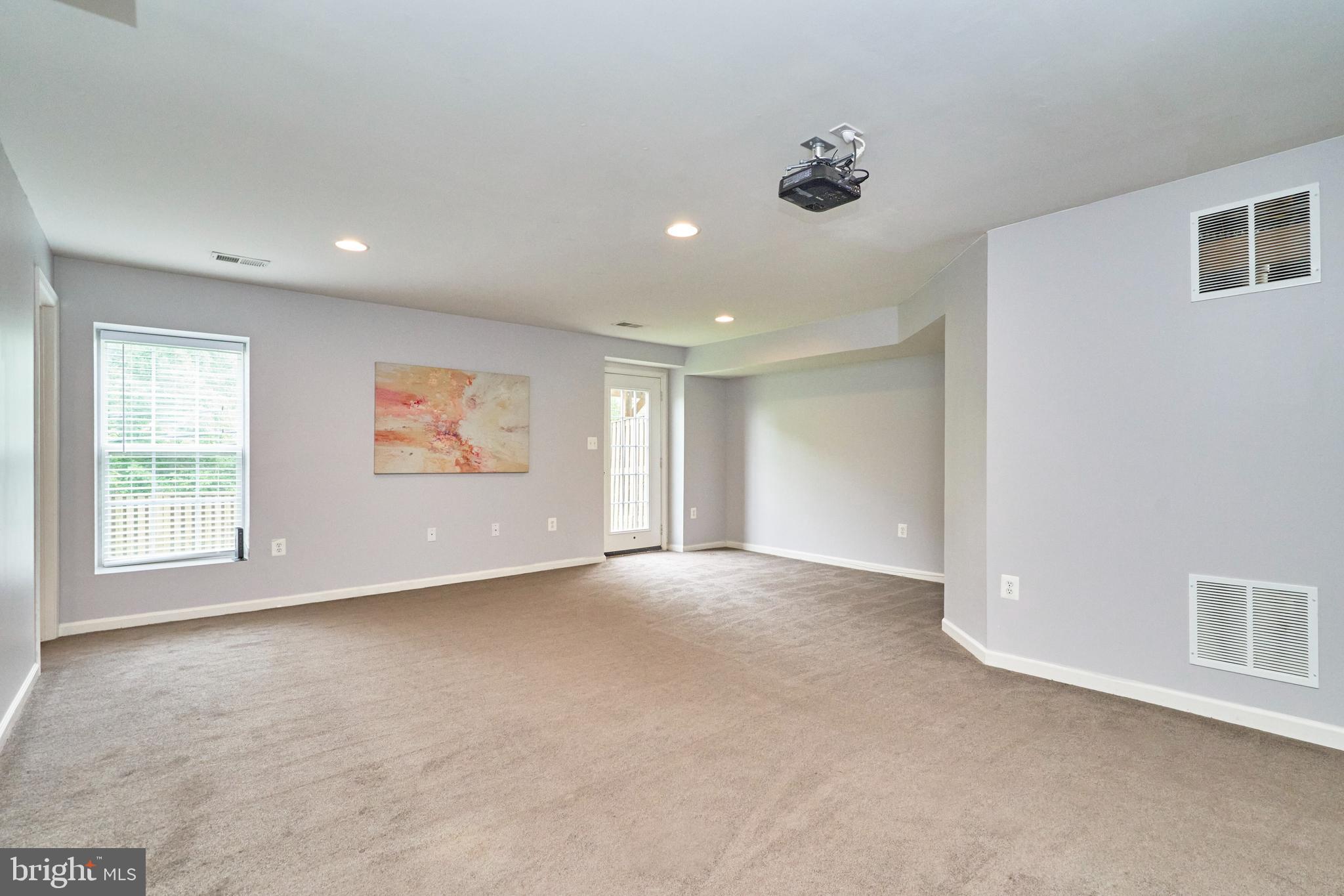 172 Executive Cir