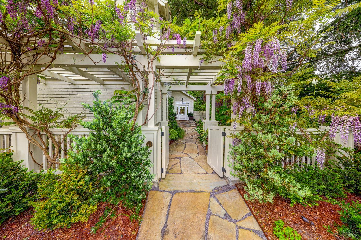 21 Niven Way