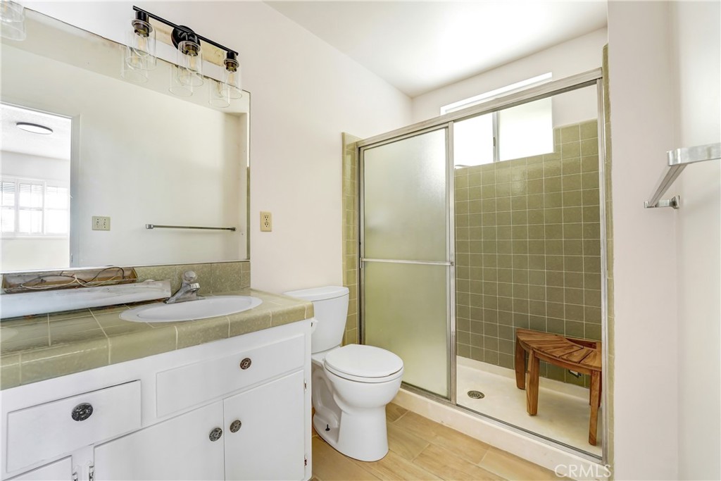 443 La Terraza Street