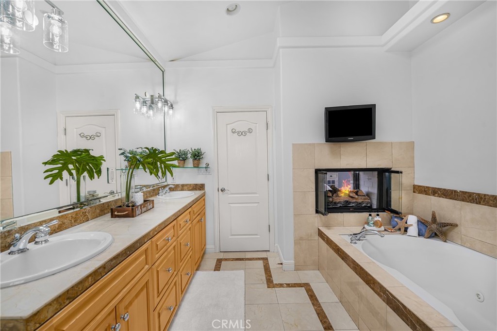 233 S Helberta Avenue B