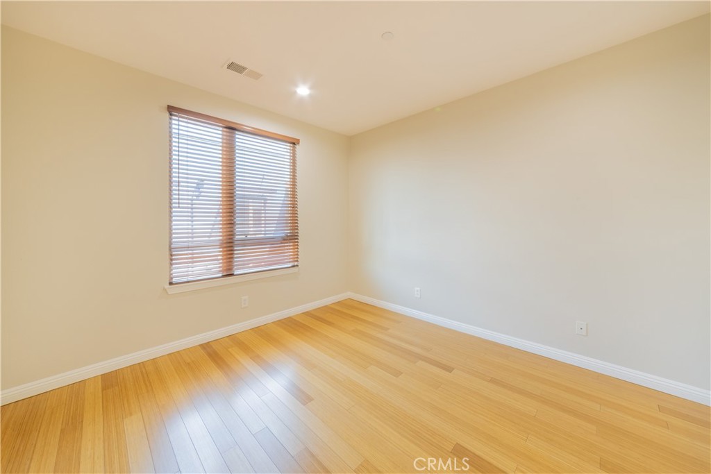 5410 W 149th Place 14