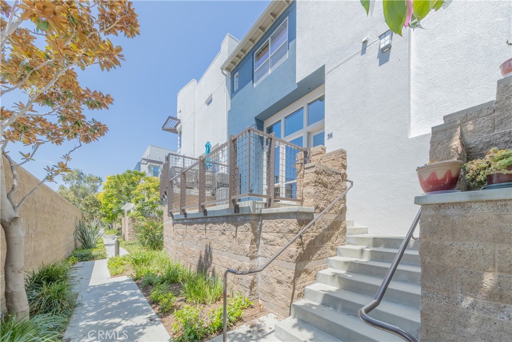 5410 W 149th Place 14