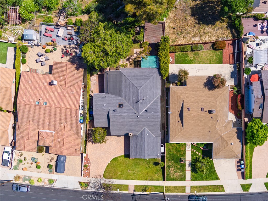 1715 W Santa Cruz Street